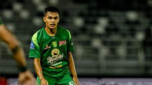 Rachmat-Irianto-Debut-Bersama-Persebaya-Surabaya.jpg