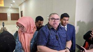 Razman-Arif-Nasution-mendatangi-Bareskrim-Polri.jpg