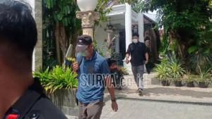 Rumah-Fujika-Sena-Octavia-istri-Ketua-DPRD-Jatim-Kusnadi-yang-digeledah-KPK-dua.jpg