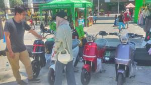 SEPEDA-LISTRIK-Ferry-Ariansyah-SPV-Retail-PT-Ofero-Technology-Indonesia-w.jpg