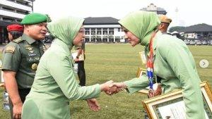 Satu-satunya-Istri-TNI-yang-Sabet-Medali-SEA-Games-2023-Dapat-Hadiah-Jenderal-Dudung-Ini-Sosoknya.jpg