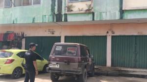 Suami-Menjerit-Pergoki-Istri-Bareng-Pria-Lain-di-Toilet-Pasar-Dugaan-Perselingkuhan-Berakhir-Tragis.jpg