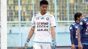 TABIAT-Kurnia-Meiga-saat-Masih-Jadi-Kiper-Timnas-Terkuak-Bek-Senior-Hamka-Hamzah-Pernah-Disemprot.jpg