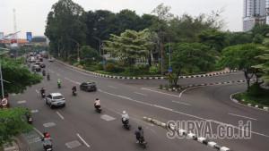 Taman-Pelangi-Surabaya-tak-perlu-menutup-totol-jalur-utama-Jl-A-Yani-Surabaya.jpg