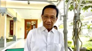 Tanggapi-Santai-Soal-Mobilnya-Disalip-Rombongan-Tot-Tot-Wuk-Wuk-Ini-Rekam-Jejak-Sri-Sultan-HB-X.jpg