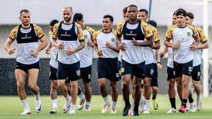 Tim-Persebaya-menjalani-latihan-2592025.jpg