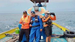 Tim-gabungan-melakukan-pencarian-nelayan-hilang-di-Pantai-Gayasan.jpg