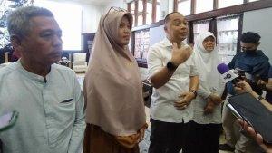 Wali-Kota-Surabaya-Eri-Cahyadi-bertemu-dengan-pemilik-YPI-Cokroaminoto.jpg
