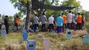 adalah-satu-diantara-puluhan-korban-ambruknya-ponpes-Al-Khoziny-Haikal.jpg