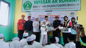baksos-PMI-Gresik-ke-yatim.jpg