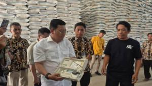 cek-Bulog-Ponorogo-5.jpg
