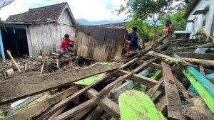 di-Desa-Wonoboyo-Kecamatan-Klabang-Bondowoso-terus-berdatangan.jpg