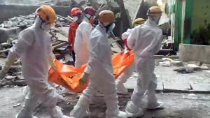evakuasi-korban-meninggal-Tragedi-Runtuhnya-Bangunan-di-Ponpes-Al-Khoziny-Sidoarjo.jpg