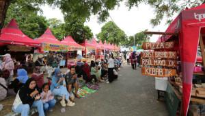 gandrung-sewu-di-Banyuwangi-2.jpg