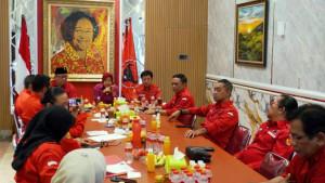 menghindari-konflik-internal-dan-lebih-fokus-memikirkan-rakyat.jpg