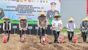 panen-di-mojokerto-mencapai-13-ton-perHA-sukseskan-swasembada-pangan-nasional.jpg