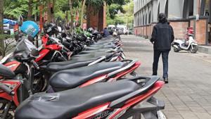parkir-liar-di-Trenggalek-11.jpg