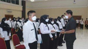 penyerahan-sk-cpns-di-lamongan-642022.jpg
