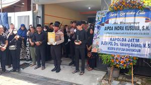 prosesi-pemakaman-almarhum-Aipda-Indra-Kusuma.jpg