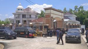 rumah-bos-narkoba-Bangkalan.jpg