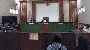 sidang-putusan-gugatan-praperadilan-terkait-penetapan-tersangka-Samanhudi-Anwar-di-PN-Blitar.jpg