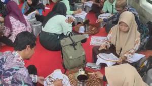 siswa-membatik-Bangkalan1.jpg