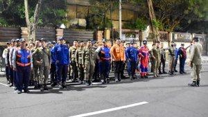 tim-yang-berkeliling-melakukan-pengawasan-aturan-jam-malam-bagi-anak-di-Surabaya.jpg