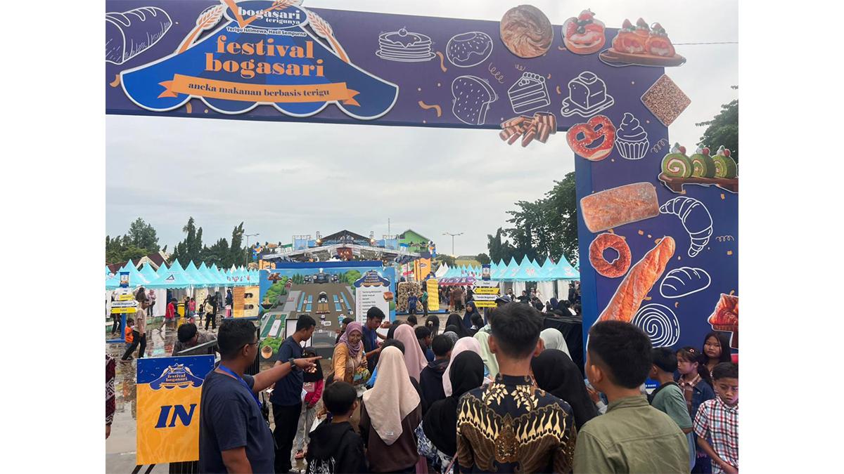 80-STAN-UMKM-Suasana-kegiatan-Festival-Bogasari-yang-di-awal.jpg