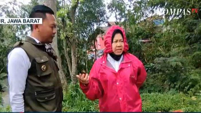 AKSI Mensos Risma Setelah Viral Kena Marah TNI: Naik Motor Datangi Pengungsi dan Menolak Dipayungi