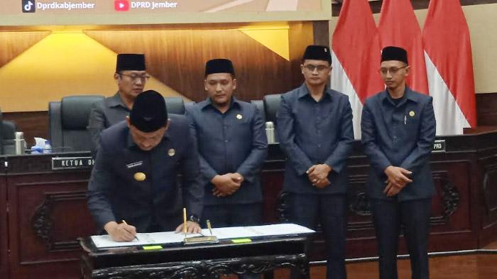 APBD-Jember-2025-tetap-disahkan.jpg