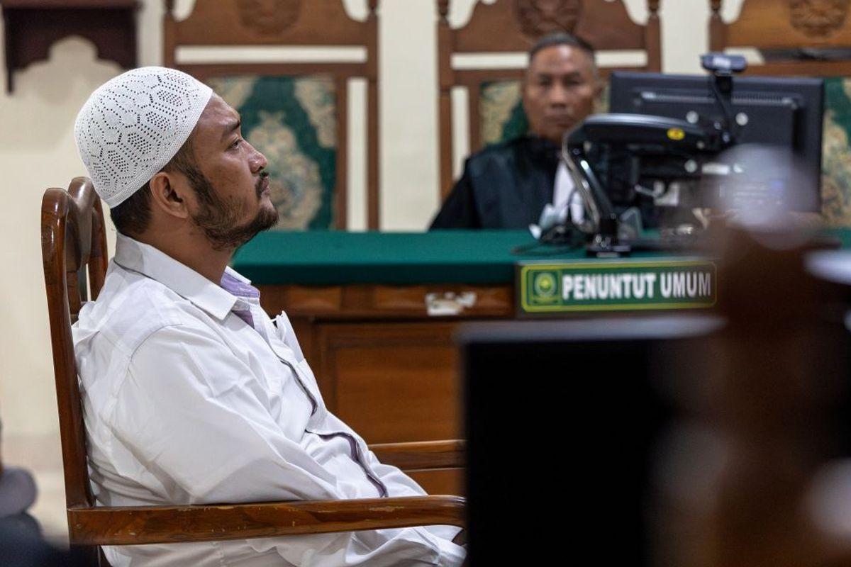 Alasan-Aipda-Robig-Penembak-Siswa-SMKN-4-Semarang-Dipindah-ke-Nusakambangan-Bukti-Tes-Urin-Positif.jpg