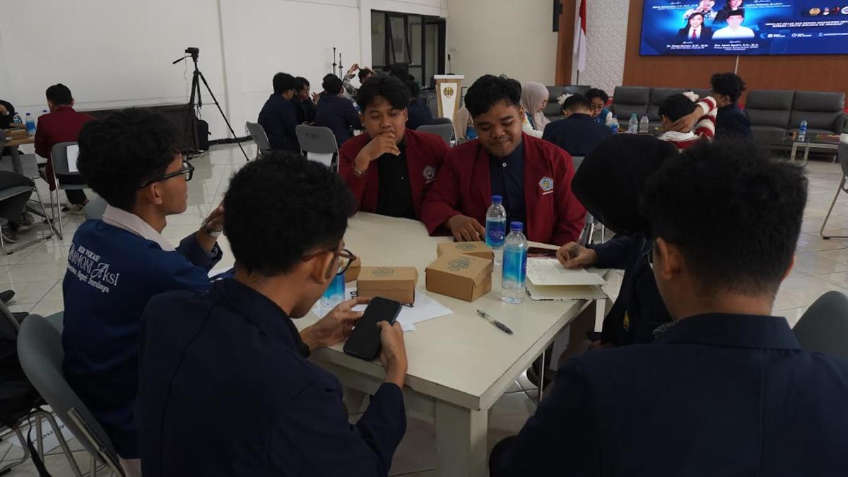 BEM Unesa Ajak Mahasiswa Kritis dan Dialogis Tanpa Anarkisme