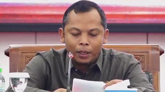 Anang-Ahmad-Syaifuddin-Ketua-DPRD-Lumajang-memutuskan-mundur-dari-jabatan.jpg