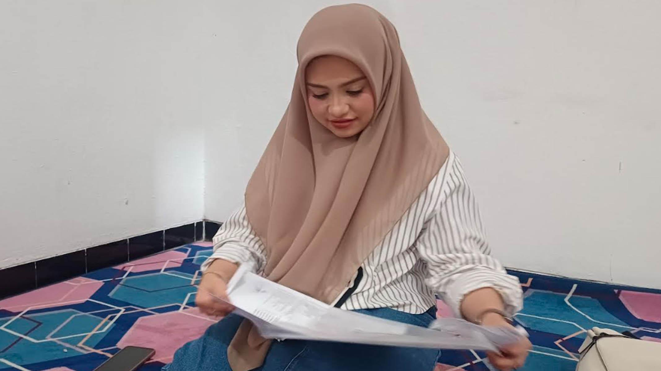 Kala Anggota DPRD Lamongan Menyaru Urus KTP di MPP, Soroti Sikap dan Lambatnya Layanan - Surya.co.id