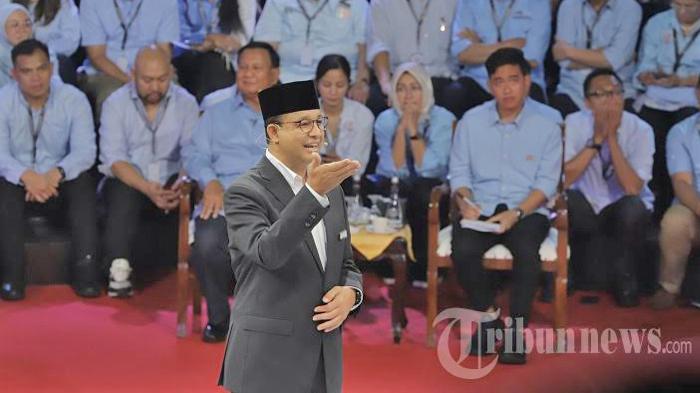 Anies-Baswedan-saat-mengikuti-Debat-Capres-2024.jpg