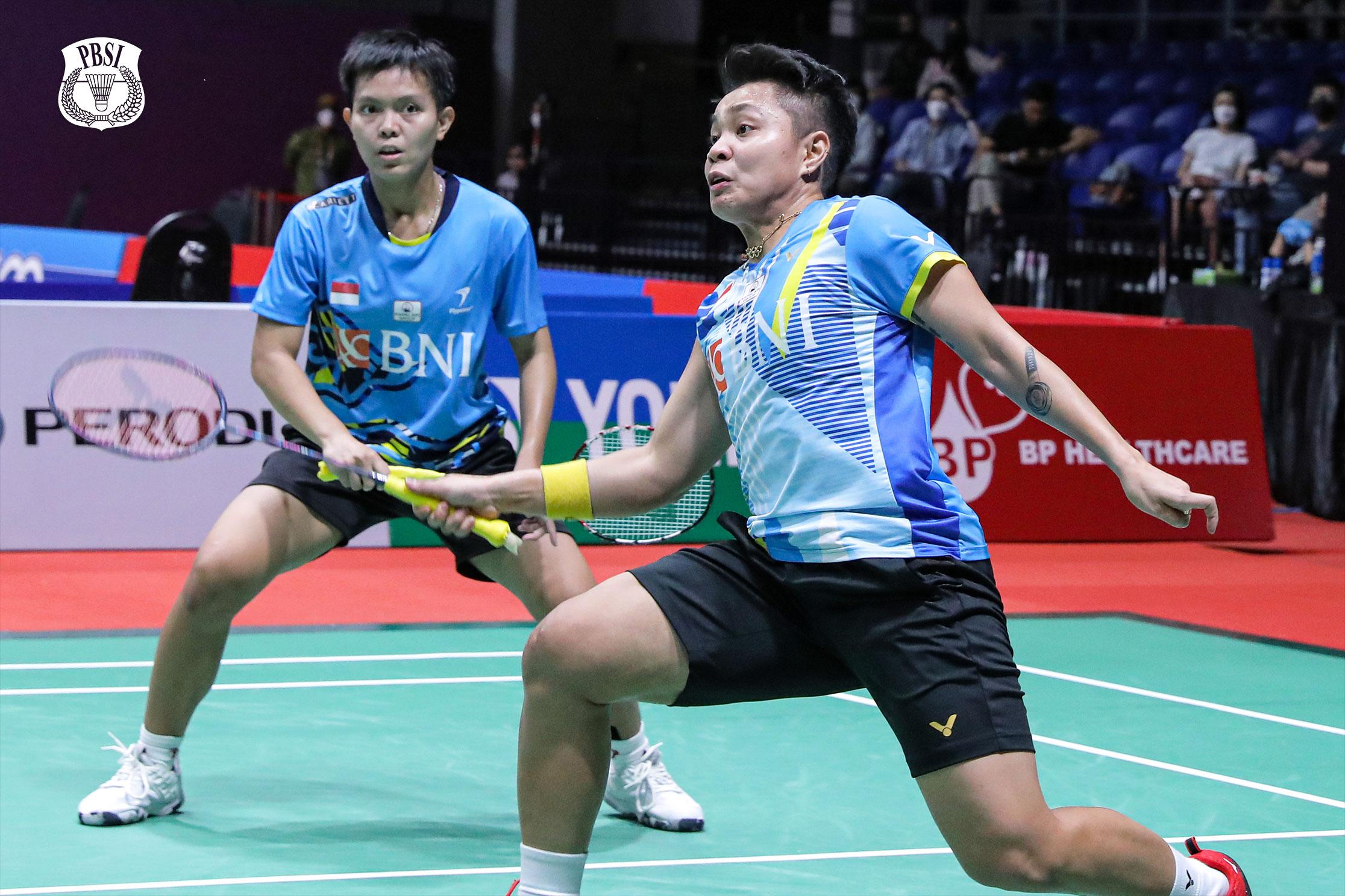 Apriyani-RahayuSiti-Fadia-Silva-Ramadhanti-menjegal-lawan-wakil-tuan-rumah-Singapura.jpg
