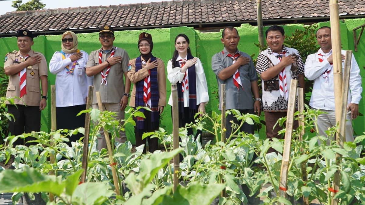 Arumi-Bachsin-dan-Vinanda-Prameswati.jpg