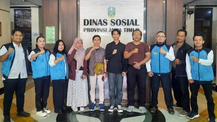 BANTU-PEMULANGAN-Dinas-Sosial-Jatim-membantu-pemulangan-empat-mahasiswa.jpg