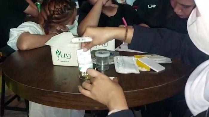 Dua Pengunjung Diskotik Diciduk BNNK Surabaya, Ketahuan Suka Konsumsi Narkoba