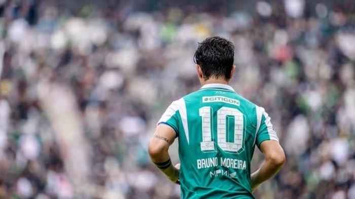 BRUNO-MOREIRA-Penyerang-Persebaya-Bruno-Moreira-yang-kontraknya-akan-berakhir-akhir-bulan-ini.jpg