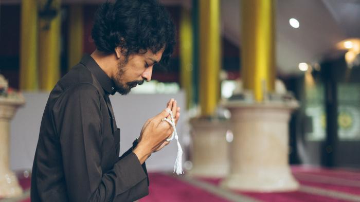 Baca-Sholawat-Munjiyat-Pagi-Hari-Keutamaannya-Dimudahkan-dalam-Segala-Urusan.jpg