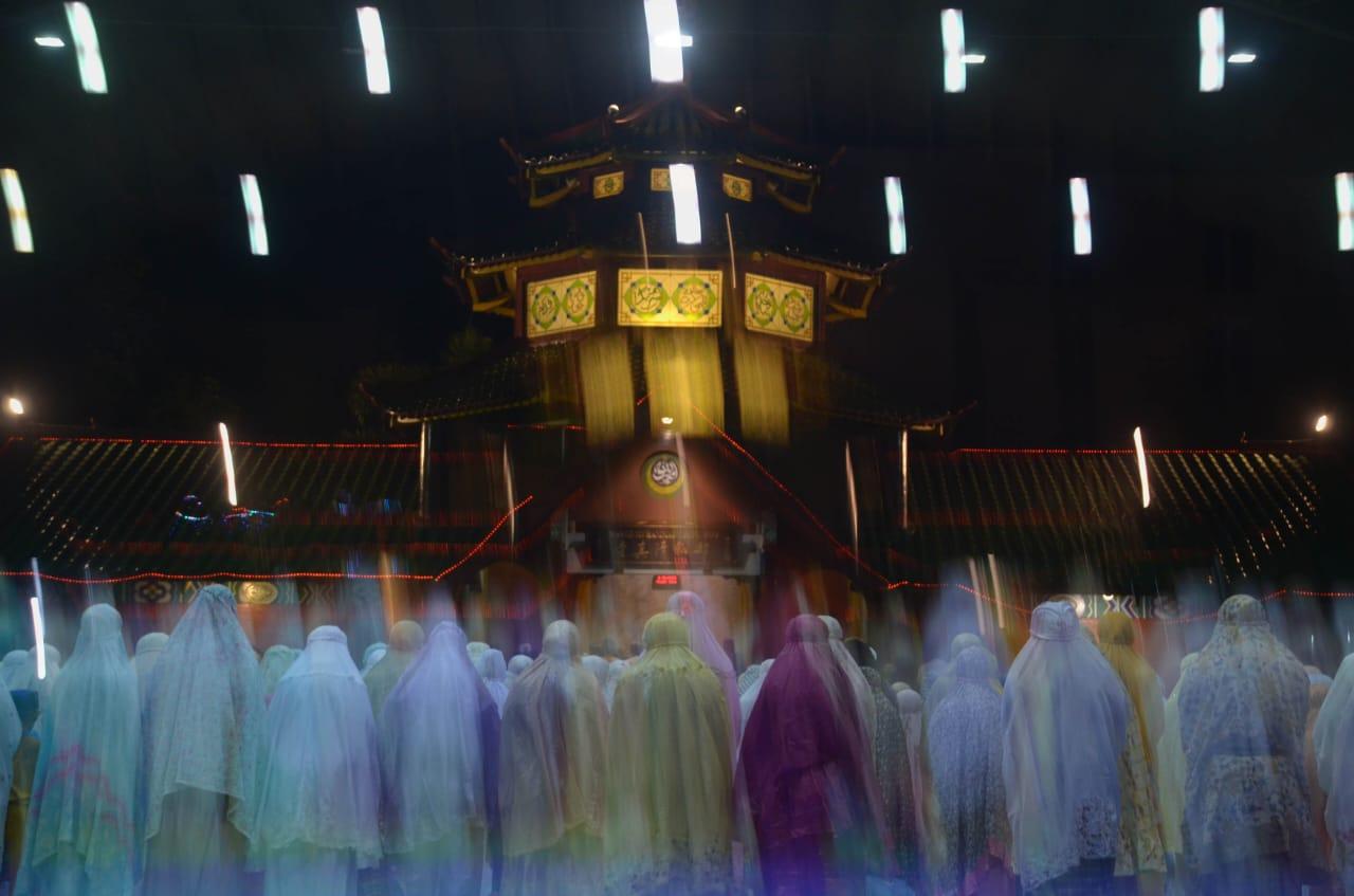 Bacaan Doa Sholat Malam Arab, Latin dan Terjemahan