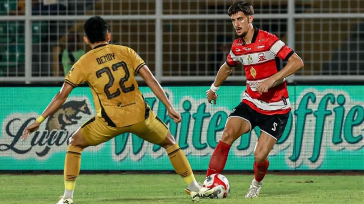 Madura United Tumbang dari Bhayangkara FC, Tiket Lolos Degradasi Tertunda