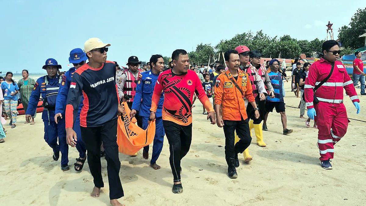 Bocah Tenggelam di Pantai Tambakboyo Tuban Ditemukan Meninggal Dunia