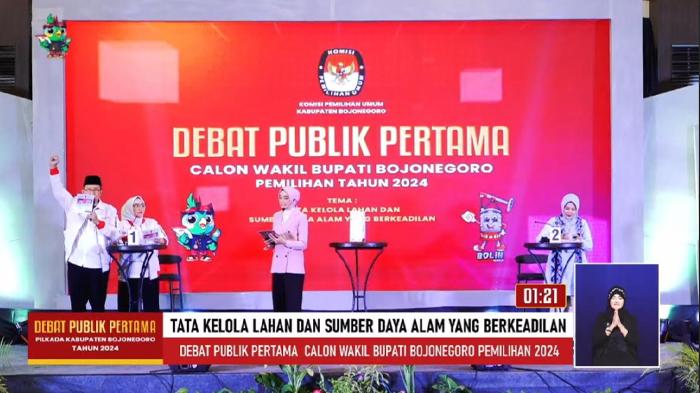 Bojonegoro-2024-kali-pertama-Sabtu-19112024-malam-Ujungnya-debat-dibubarkan.jpg