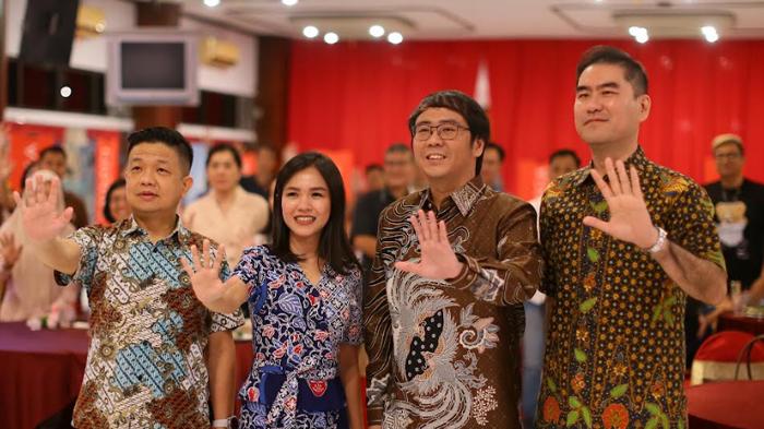 Branch-Area-Head-Jawa-Timur-5-CIMB-Niaga-Herry-Usman-kedua-kiri.jpg