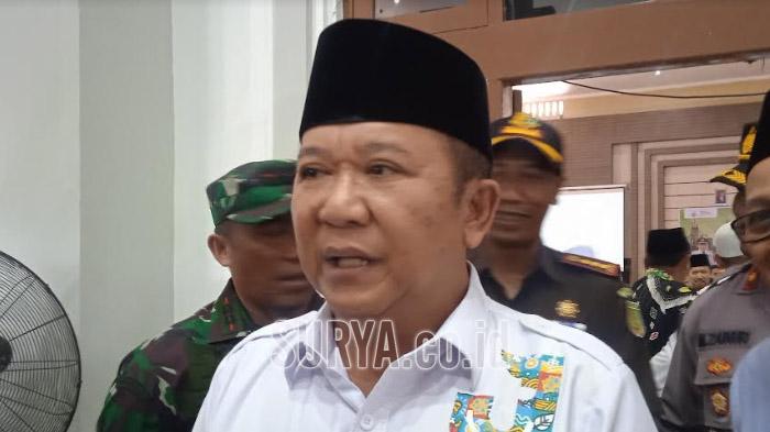 Bupati-Jember-Hendy-Siswanto-rabu.jpg