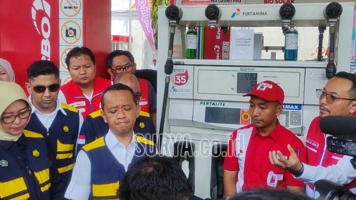 CEK-KESIAPAN-ENERGI-Menteri-ESDM-Bahlil-Lahadalia-mengunjungi-empat-tempat-di-Surabaya.jpg