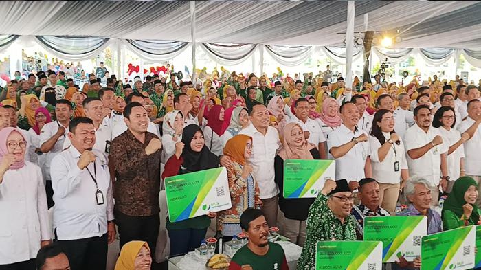 65.313 Pekerja Sosial di Surabaya Mendapat BPJS Ketenagakerjaan dari Pemkot