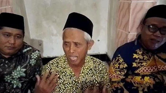 Cerita-Pak-Zuhdi-Guru-di-Demak-yang-Didenda-Rp-25-Juta-Gaji-Rp-450-Ribu-Dibayar-Caturwulan.jpg